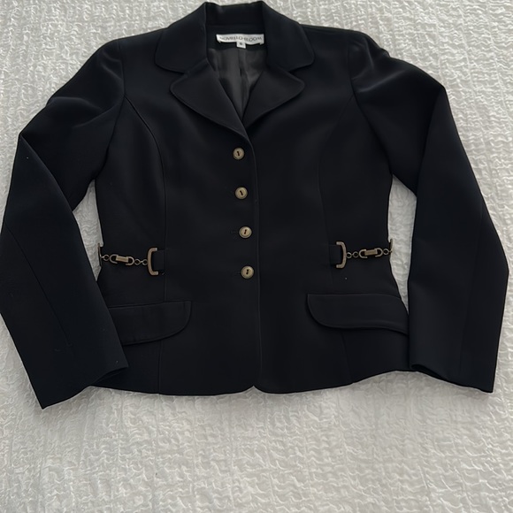 Noviello- Bloom vintage gorgeous dark navy fully lined suit; 2 slits in front - Picture 3 of 12